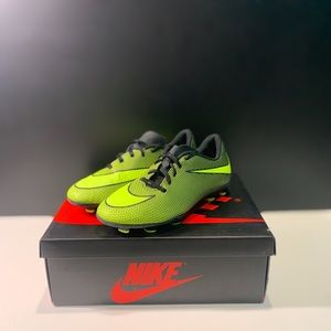Nike Bravata Soccer Cleats (GS)
